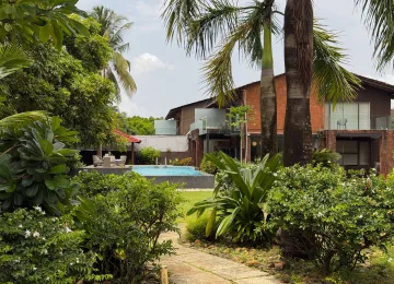 HUSHSTAY X CASA CALMA