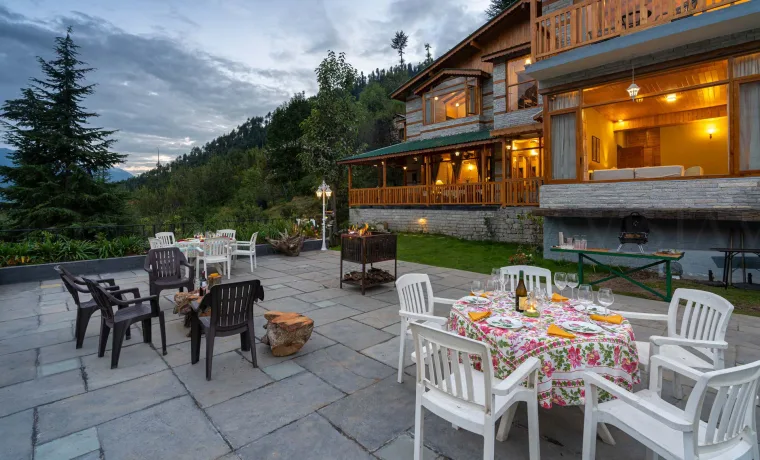 THE WISTERIA VILLA (03 Bedrooms)