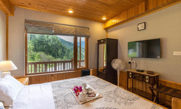 THE WISTERIA COTTAGE (02 Bedrooms)