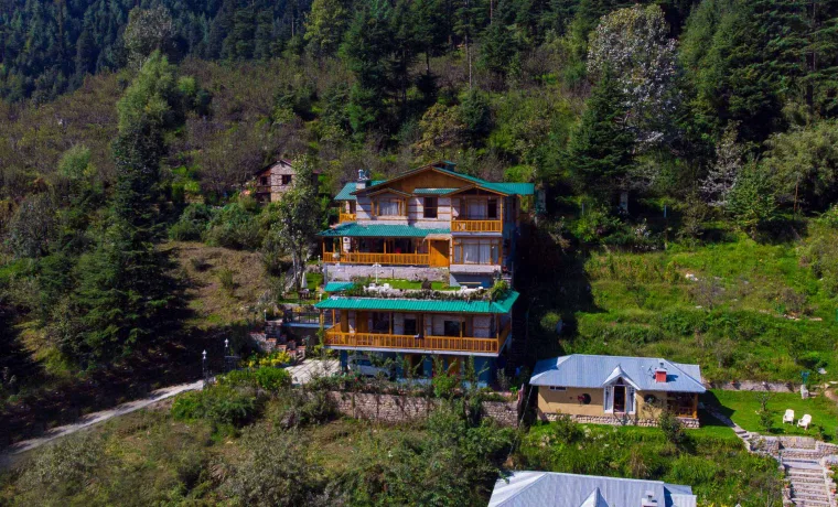 THE WISTERIA VILLA (03 Bedrooms)