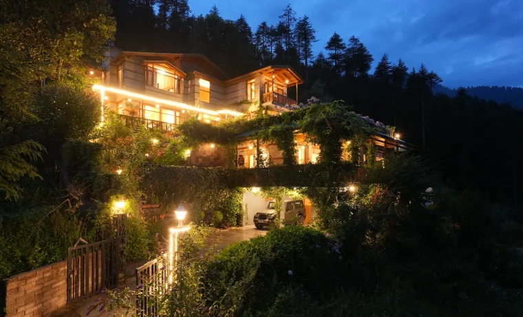 THE WISTERIA VILLA (03 Bedrooms)