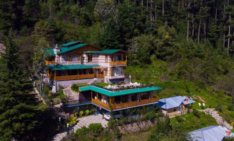 THE WISTERIA VILLA (03 Bedrooms)