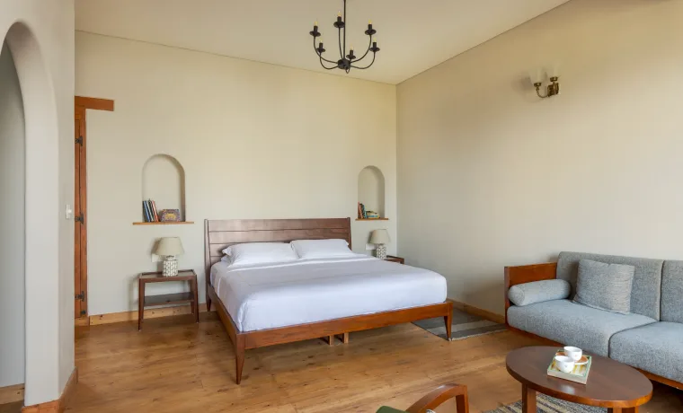 02 BEDROOM UNIT