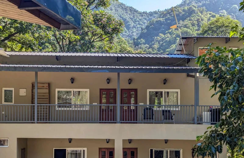 HUSHSTAY X KIPLING TRAIL COTTAGE — photo 10 of 53