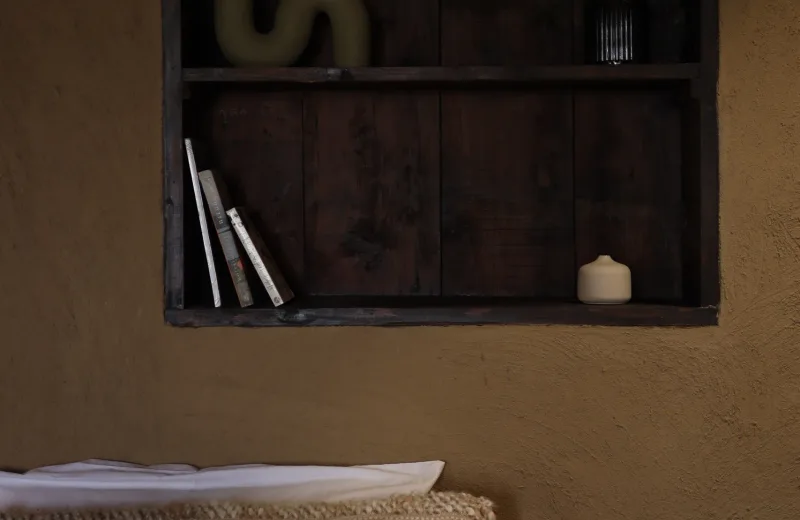 HUSHSTAY X SLOW LIFE — photo 10 of 14