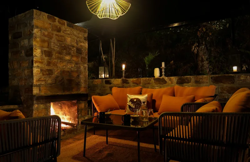 HUSHSTAY X HOUSE ON THE SLOPE — photo 27 of 54