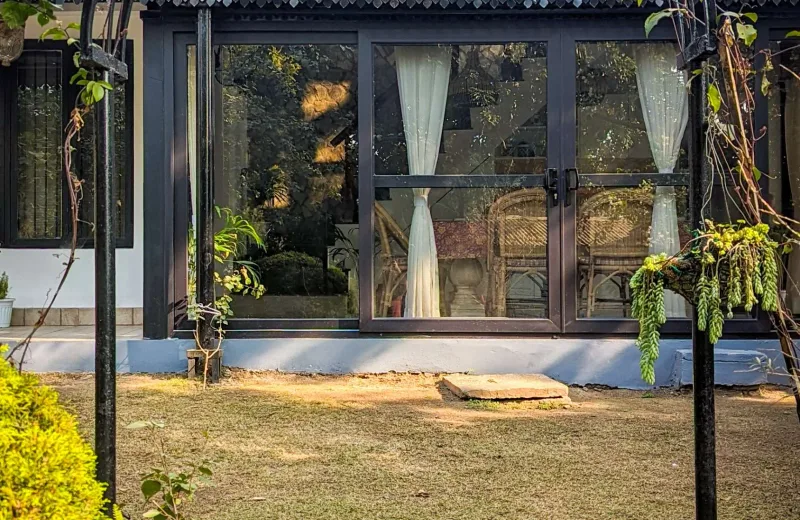 HUSHSTAY X BAREFOOT HOUSE — photo 11 of 49