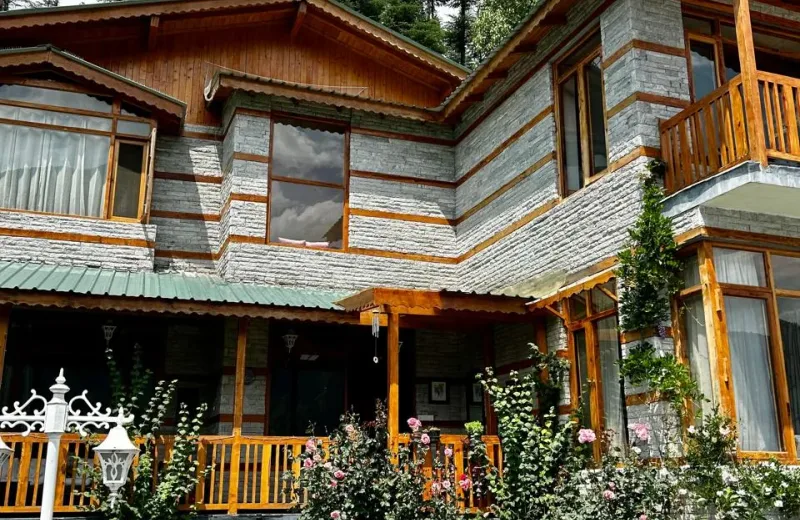 HUSHSTAY X WISTERIA HOUSE — photo 17 of 74