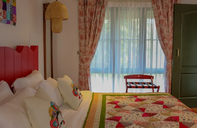 HUSHSTAY X BAREFOOT HOUSE — photo 9 of 25