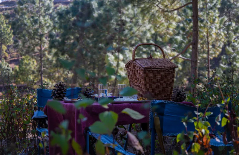 HUSHSTAY X HOUSE ON THE SLOPE — photo 11 of 54