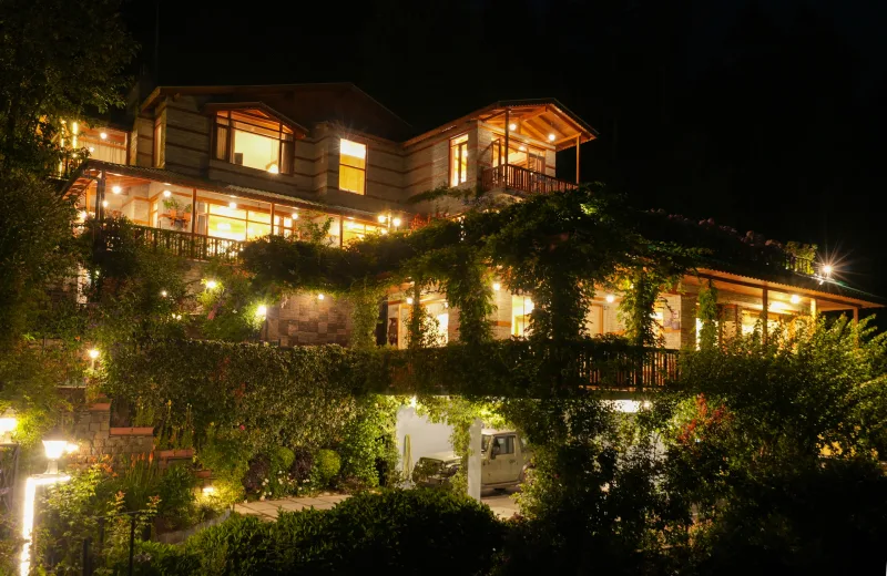 HUSHSTAY X WISTERIA HOUSE — photo 2 of 74