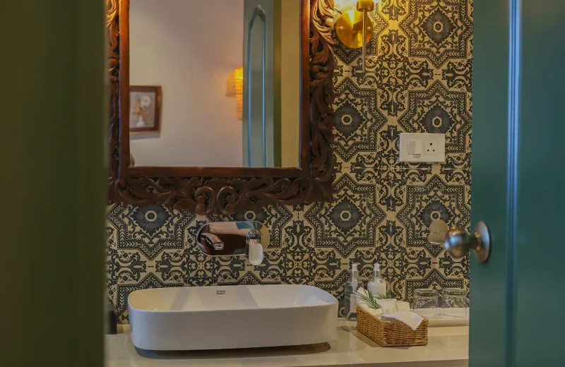HUSHSTAY X BAREFOOT HOUSE — photo 21 of 25