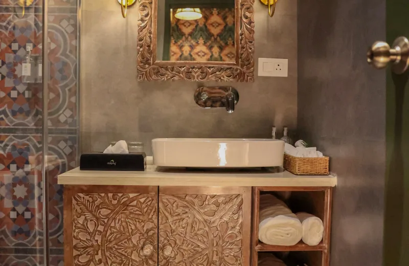 HUSHSTAY X BAREFOOT HOUSE — photo 24 of 25