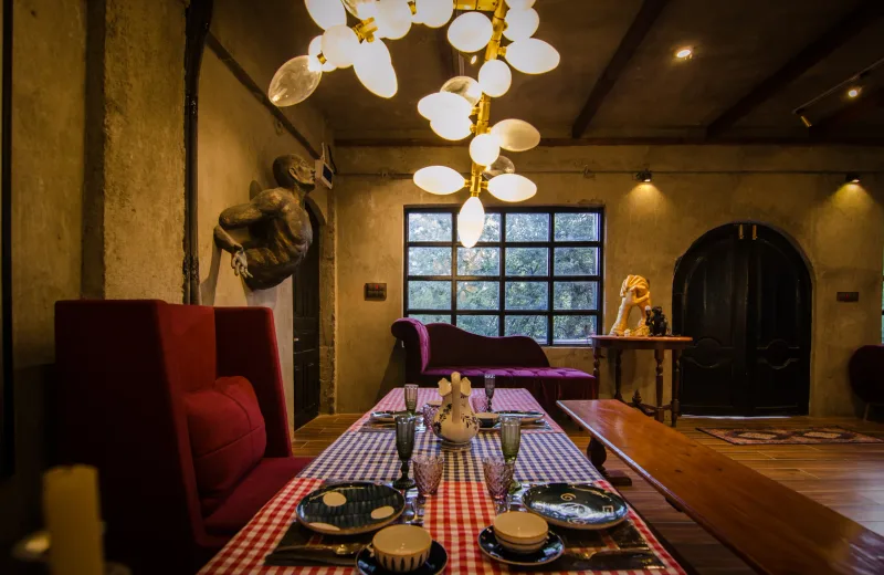 HUSHSTAY X THE CHEESE COTTAGE — photo 13 of 41