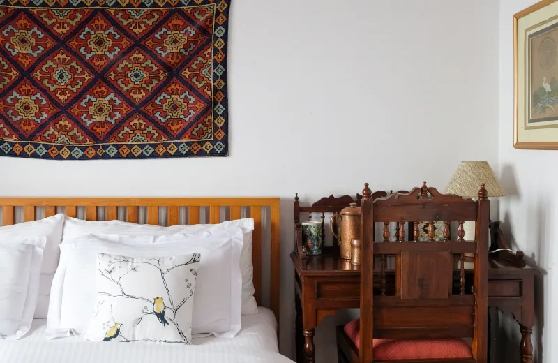 HUSHSTAY X THE WHITE PEAKS — photo 19 of 47