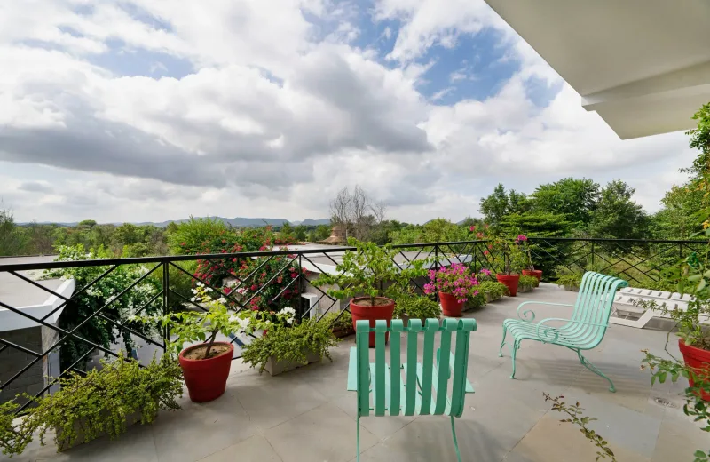 HUSHSTAY X JUNGLE HOUSE — photo 14 of 26