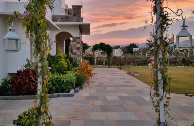 HUSHSTAY X GENERAL'S RETREAT — photo 3 of 59