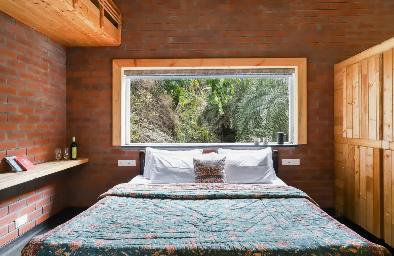 HUSHSTAY X KIPLING TRAIL COTTAGE — photo 13 of 21
