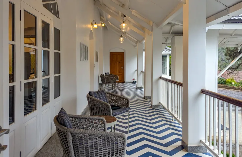 HUSHSTAY X MILFORD ESTATE — photo 13 of 51