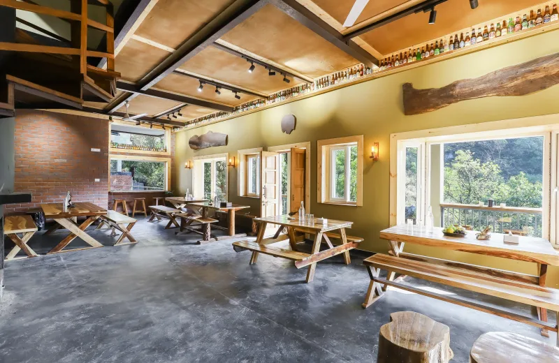 HUSHSTAY X KIPLING TRAIL COTTAGE — photo 23 of 53