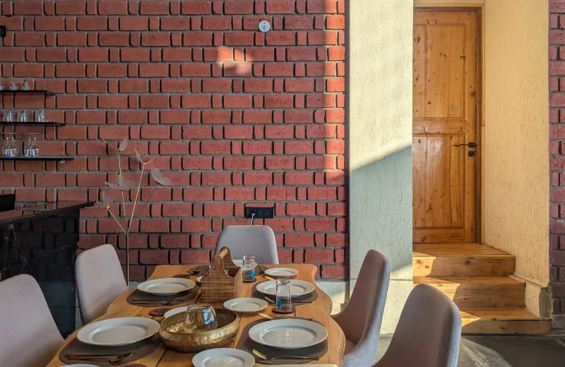 HUSHSTAY X HIMALAYAN HIDDEN HOUSE — photo 14 of 41