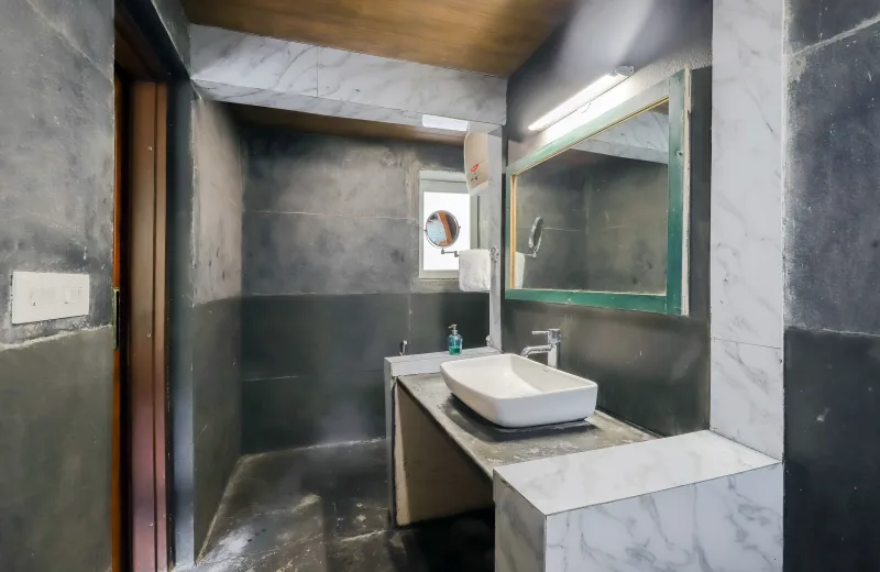HUSHSTAY X KIPLING TRAIL COTTAGE — photo 9 of 21