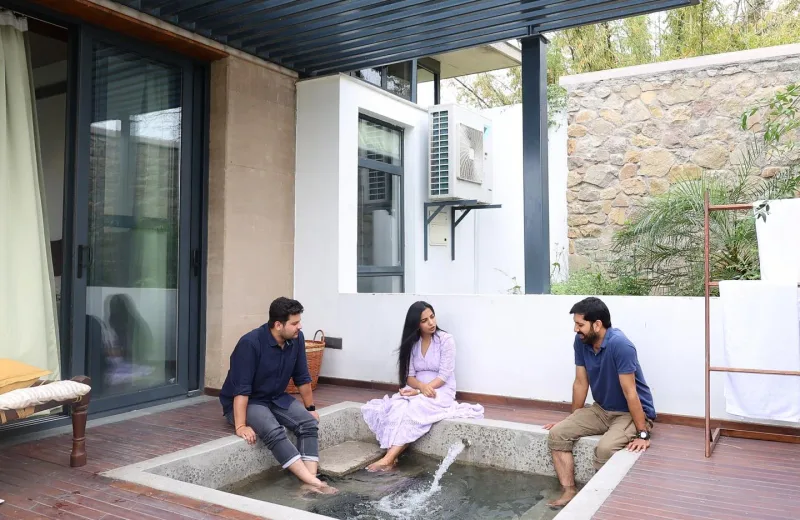 HUSHSTAY X WALDEN LIVING — photo 4 of 13