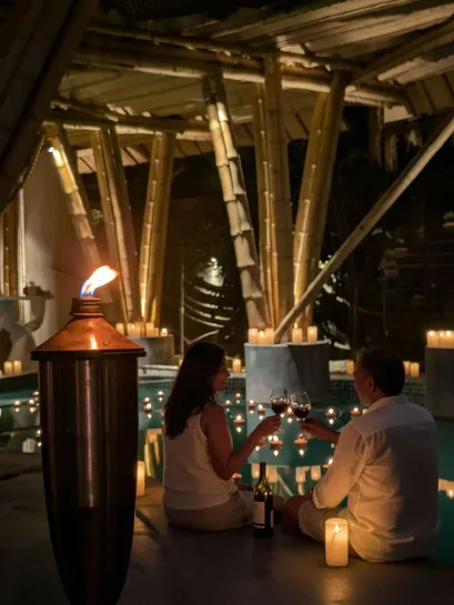 INTIMATE GETAWAYS