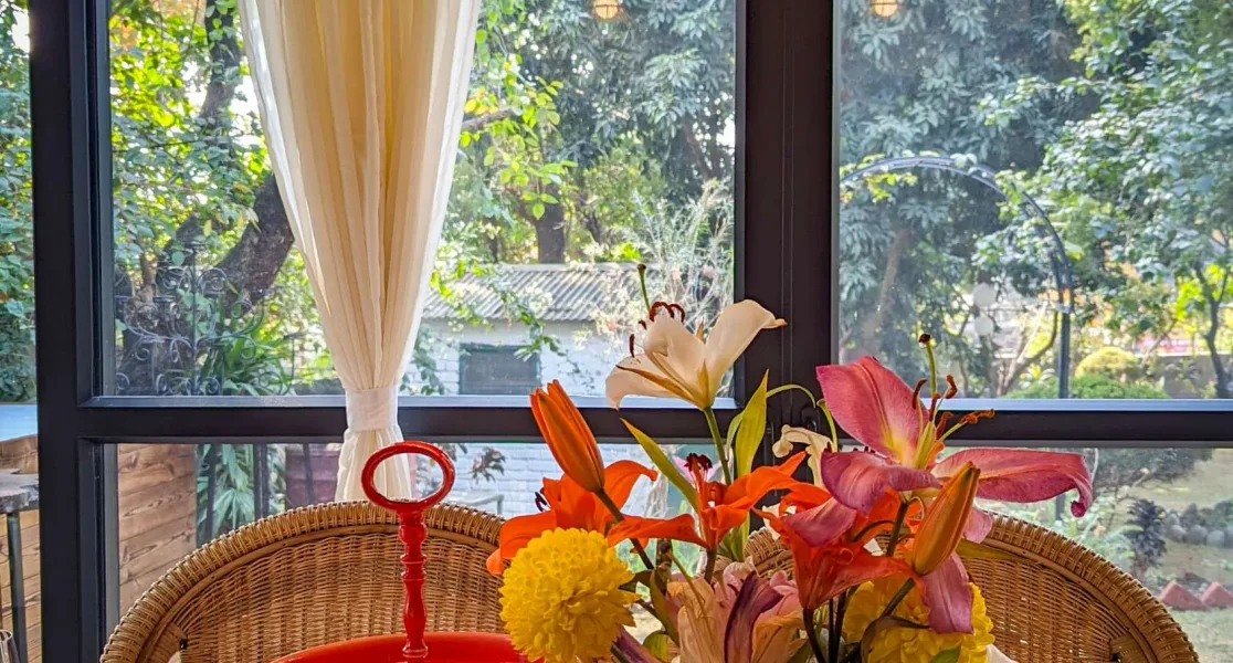 HUSHSTAY X BAREFOOT HOUSE — photo 4 of 49