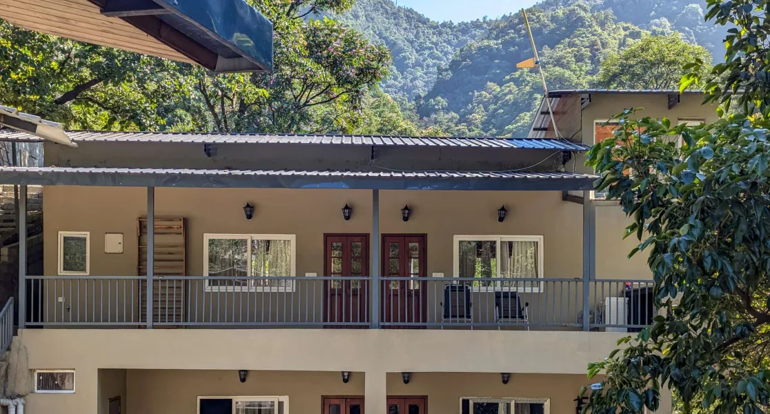 HUSHSTAY X KIPLING TRAIL COTTAGE — photo 10 of 53