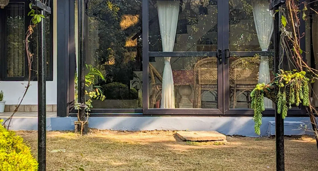 HUSHSTAY X BAREFOOT HOUSE — photo 11 of 49
