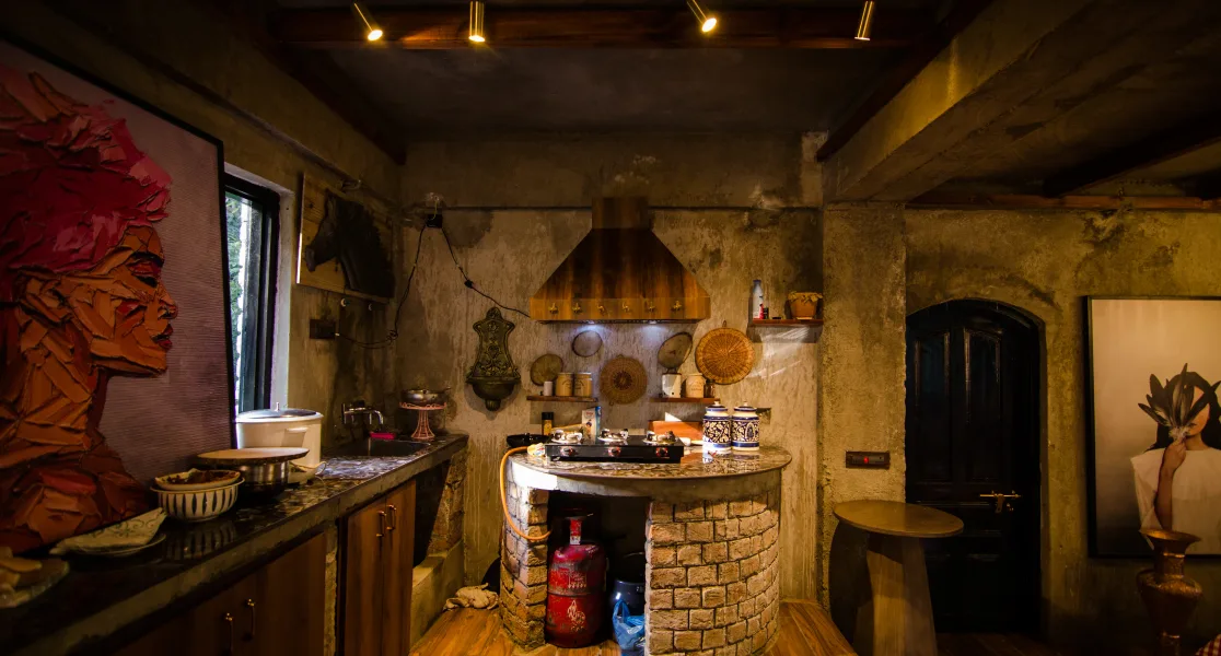 HUSHSTAY X THE CHEESE COTTAGE — photo 12 of 41