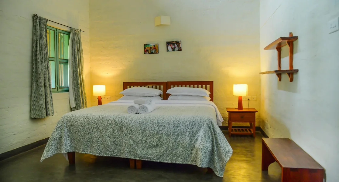 HUSHSTAY X PLENTI HOUSE — photo 7 of 12