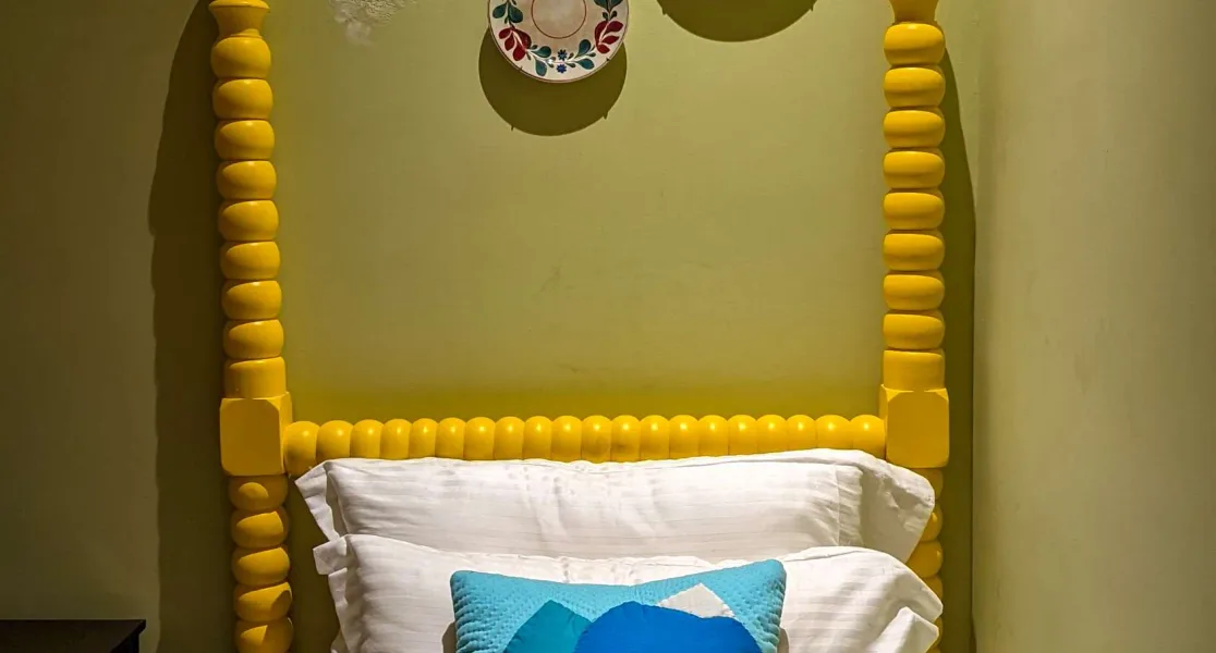 HUSHSTAY X BAREFOOT HOUSE — photo 10 of 49