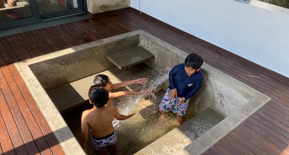 HUSHSTAY X WALDEN LIVING — photo 5 of 13