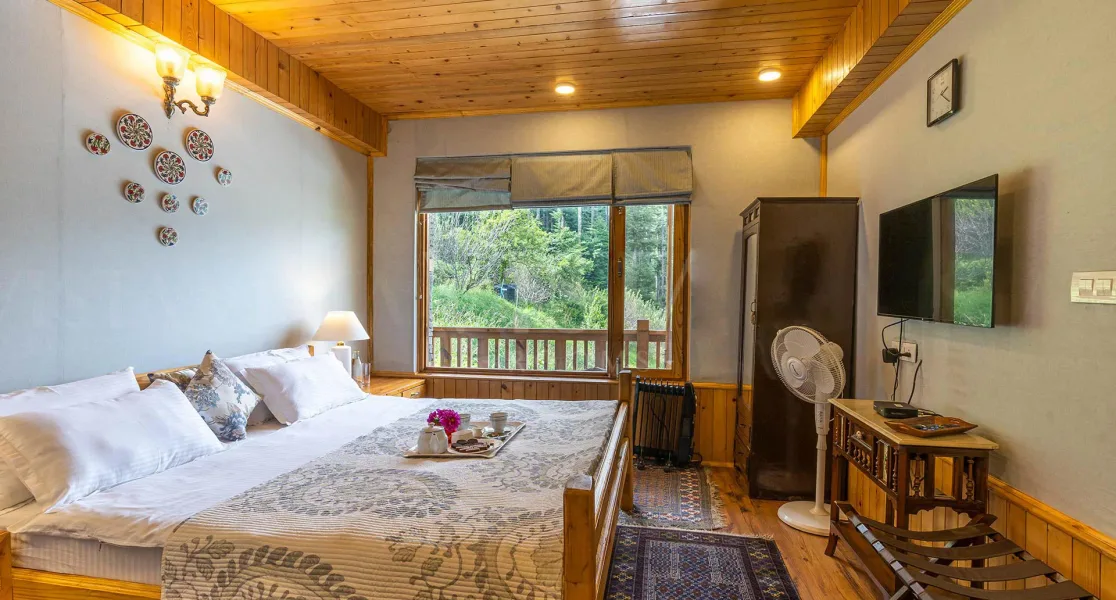 HUSHSTAY X WISTERIA HOUSE — photo 38 of 74