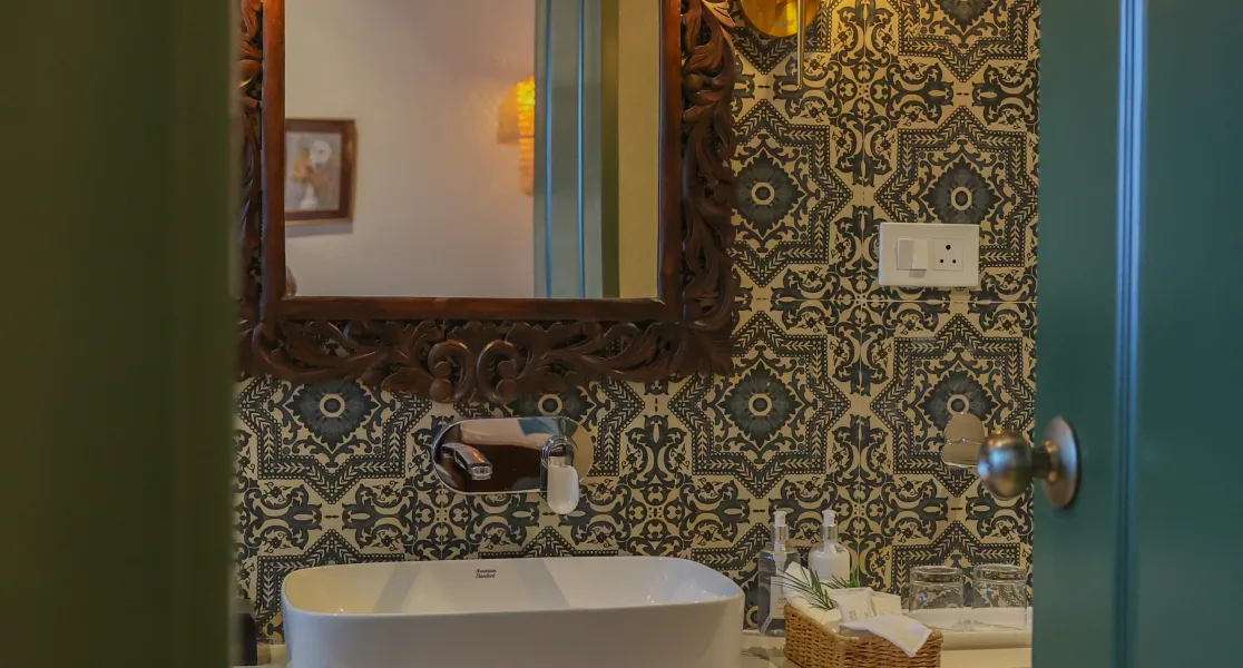 HUSHSTAY X BAREFOOT HOUSE — photo 21 of 25