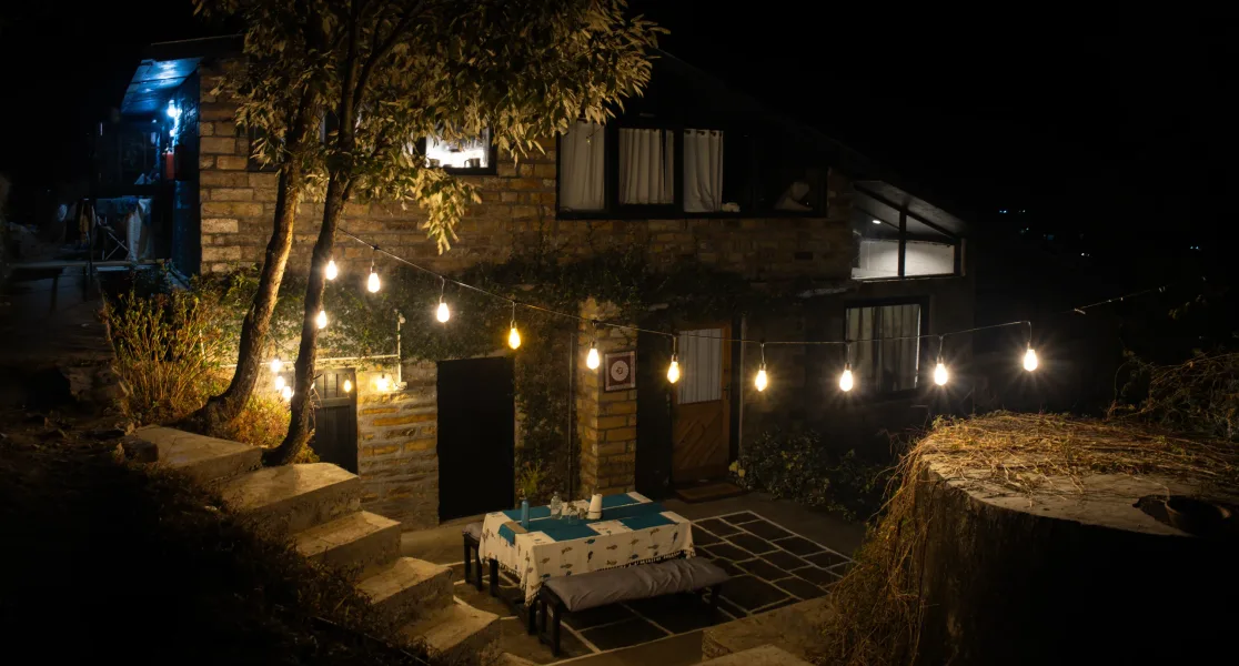HUSHSTAY X HOUSE ON THE SLOPE — photo 34 of 54