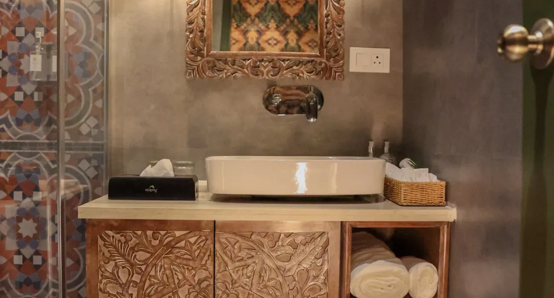 HUSHSTAY X BAREFOOT HOUSE — photo 24 of 25