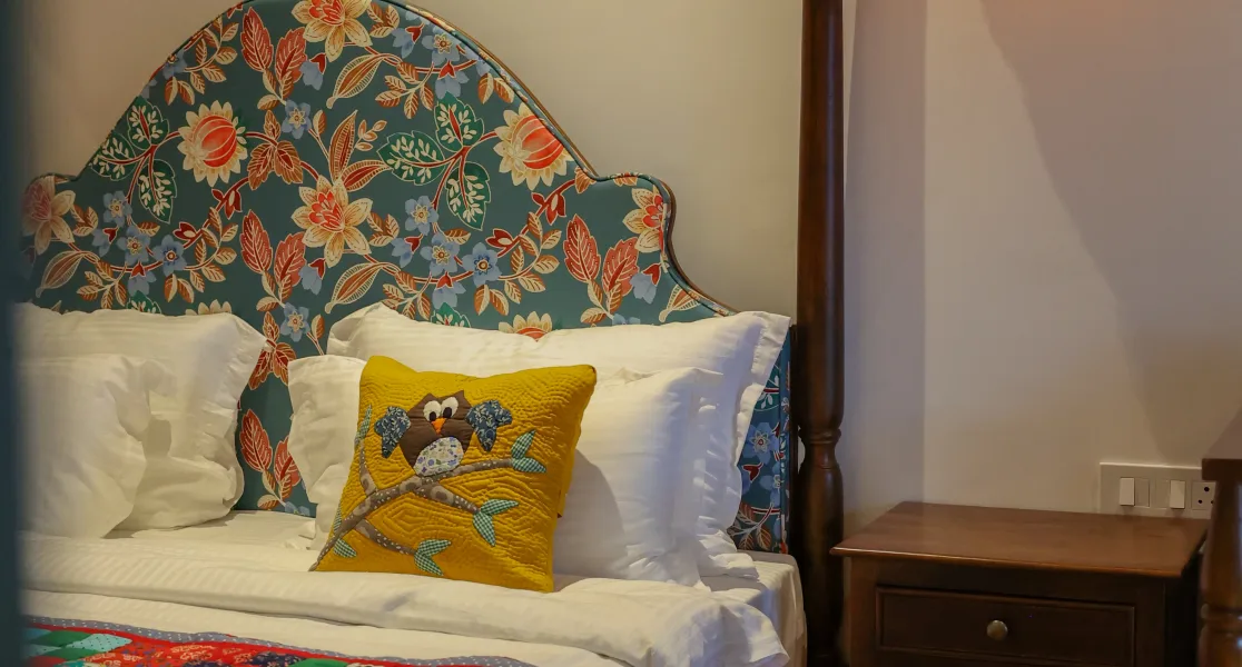 HUSHSTAY X BAREFOOT HOUSE — photo 18 of 25
