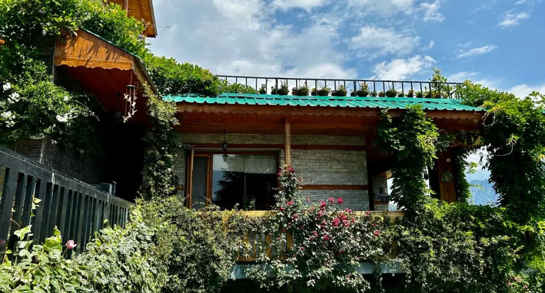 HUSHSTAY X WISTERIA HOUSE — photo 73 of 74