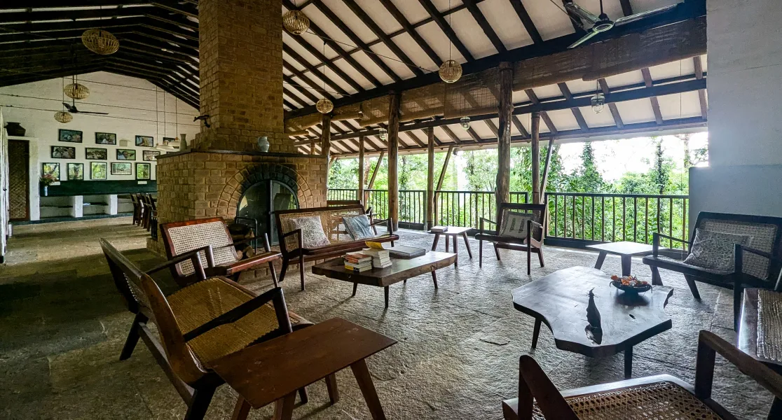 HUSHSTAY X PLENTI HOUSE — photo 17 of 44