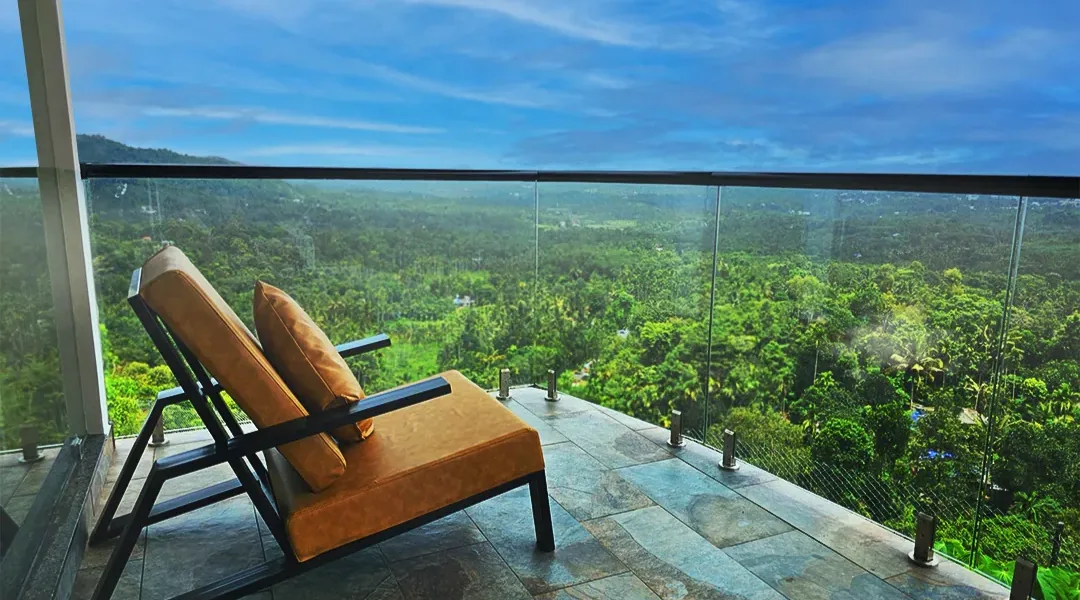 HUSHSTAY X ASTON GRAVITY — photo 6 of 39