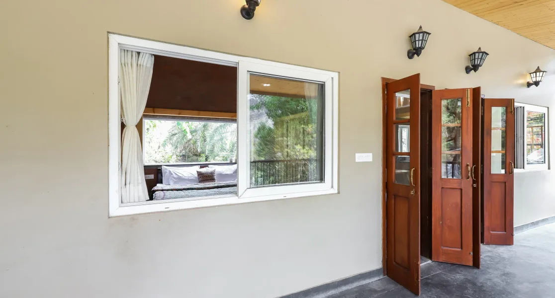 HUSHSTAY X KIPLING TRAIL COTTAGE — photo 20 of 21
