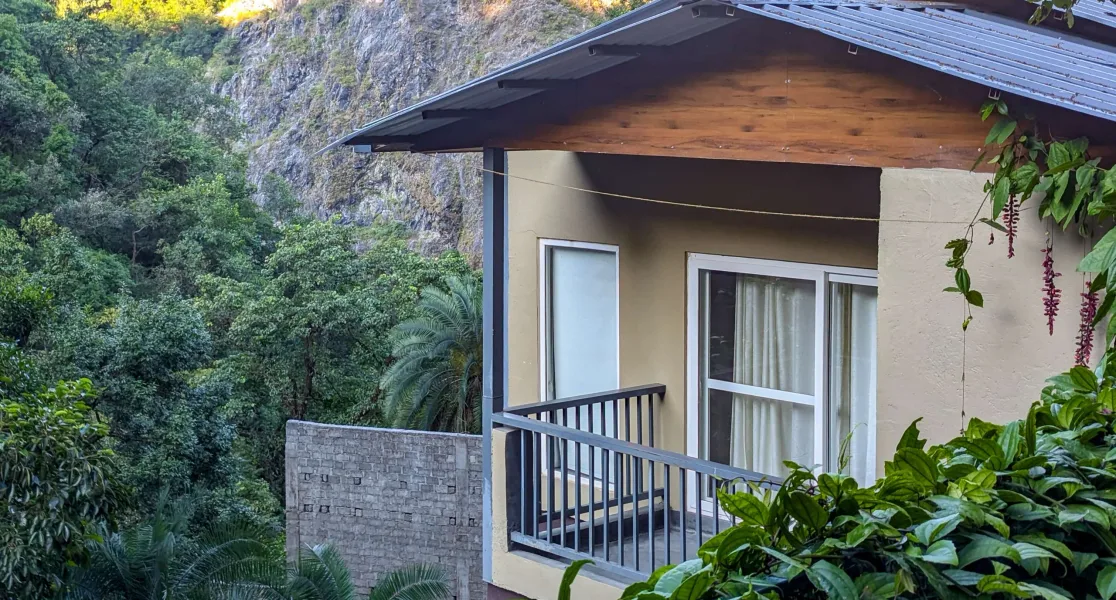 HUSHSTAY X KIPLING TRAIL COTTAGE — photo 25 of 53