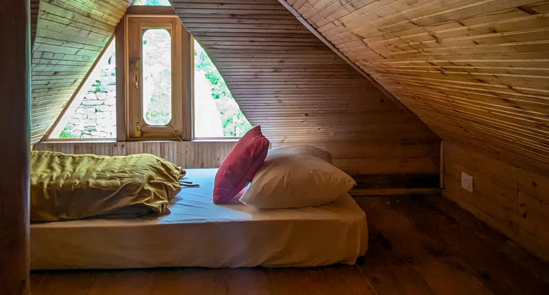 HUSHSTAY X KARDHAR PROJECT — photo 6 of 16