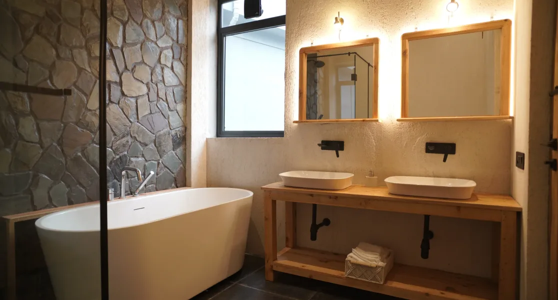 HUSHSTAY X HIMALAYAN HIDDEN HOUSE — photo 5 of 5