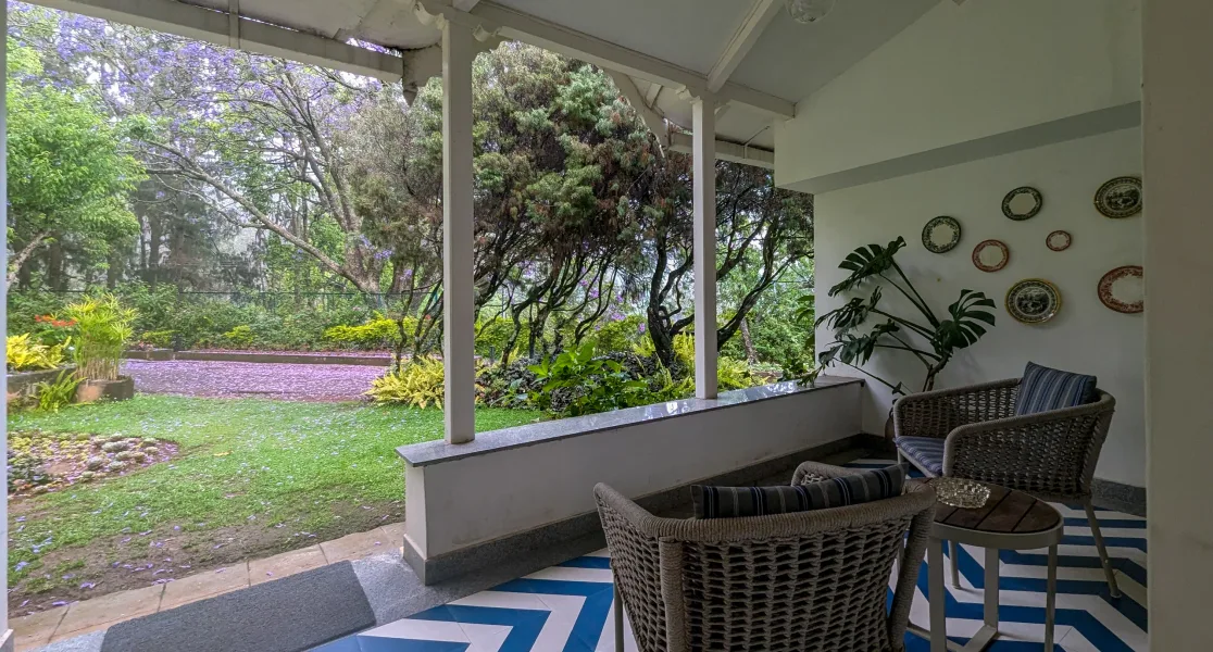 HUSHSTAY X MILFORD ESTATE — photo 29 of 51