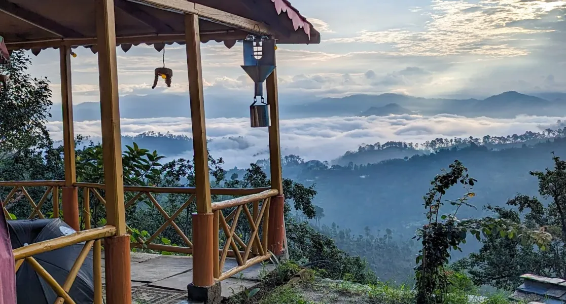 HUSHSTAY X RAAHAT — photo 12 of 18