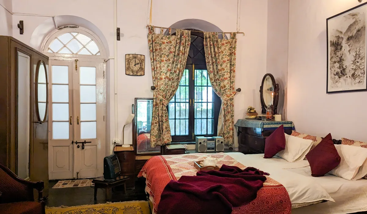 HUSHSTAY X GURNEY HOUSE — photo 1 of 12